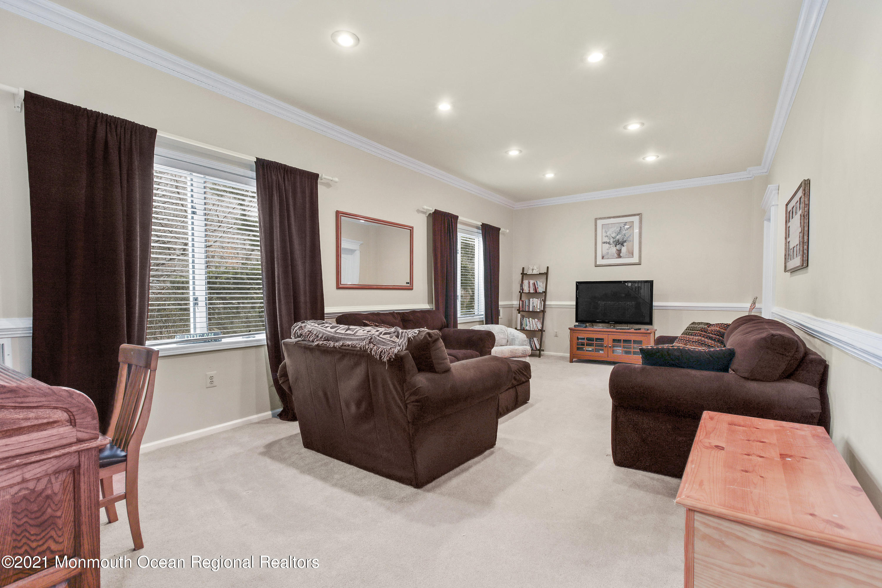 159 Van Brackle Road Aberdeen, NJ 07747 - Photo 23 of 46 5W5A0739