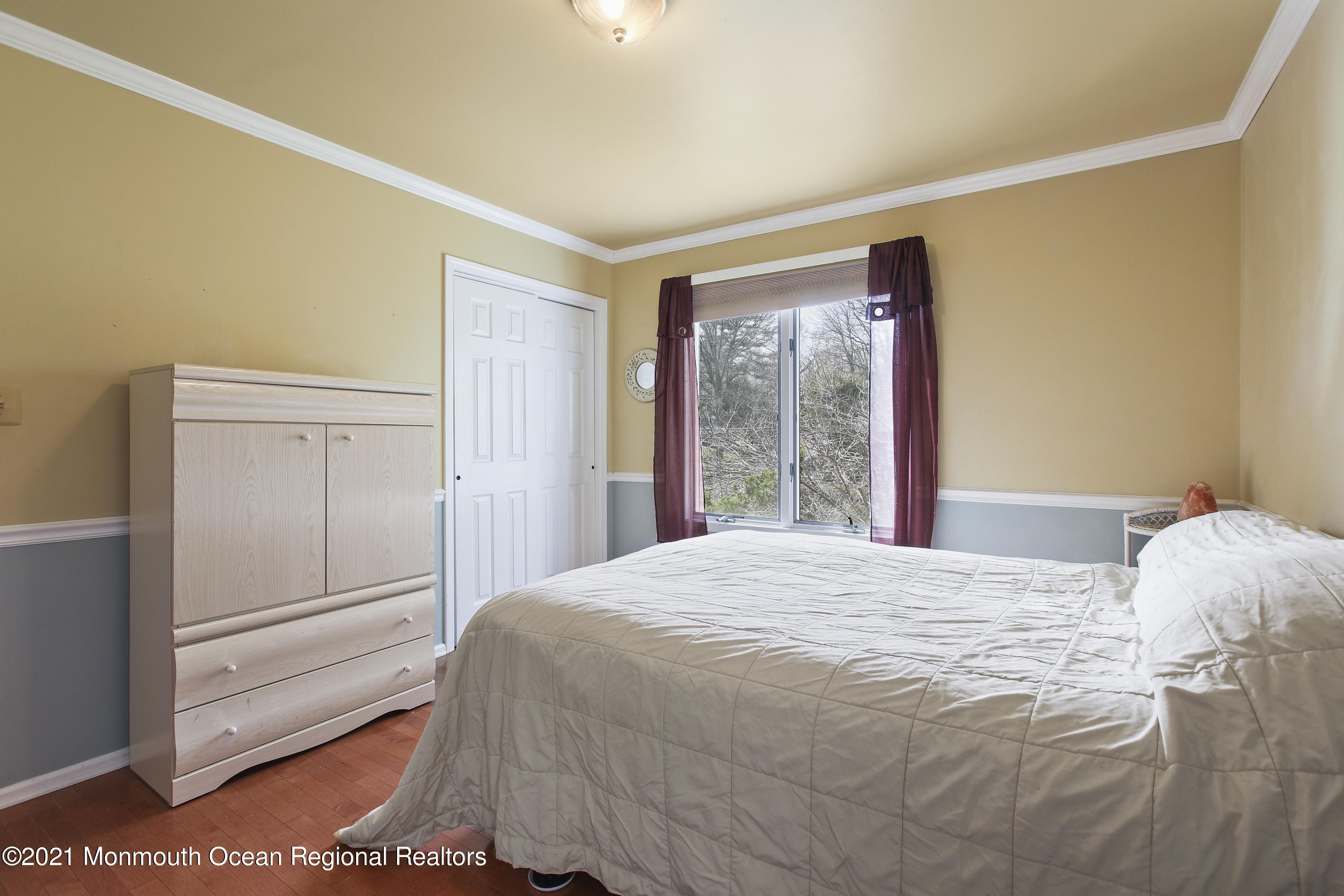 159 Van Brackle Road Aberdeen, NJ 07747 - Photo 36 of 46 5W5A0895