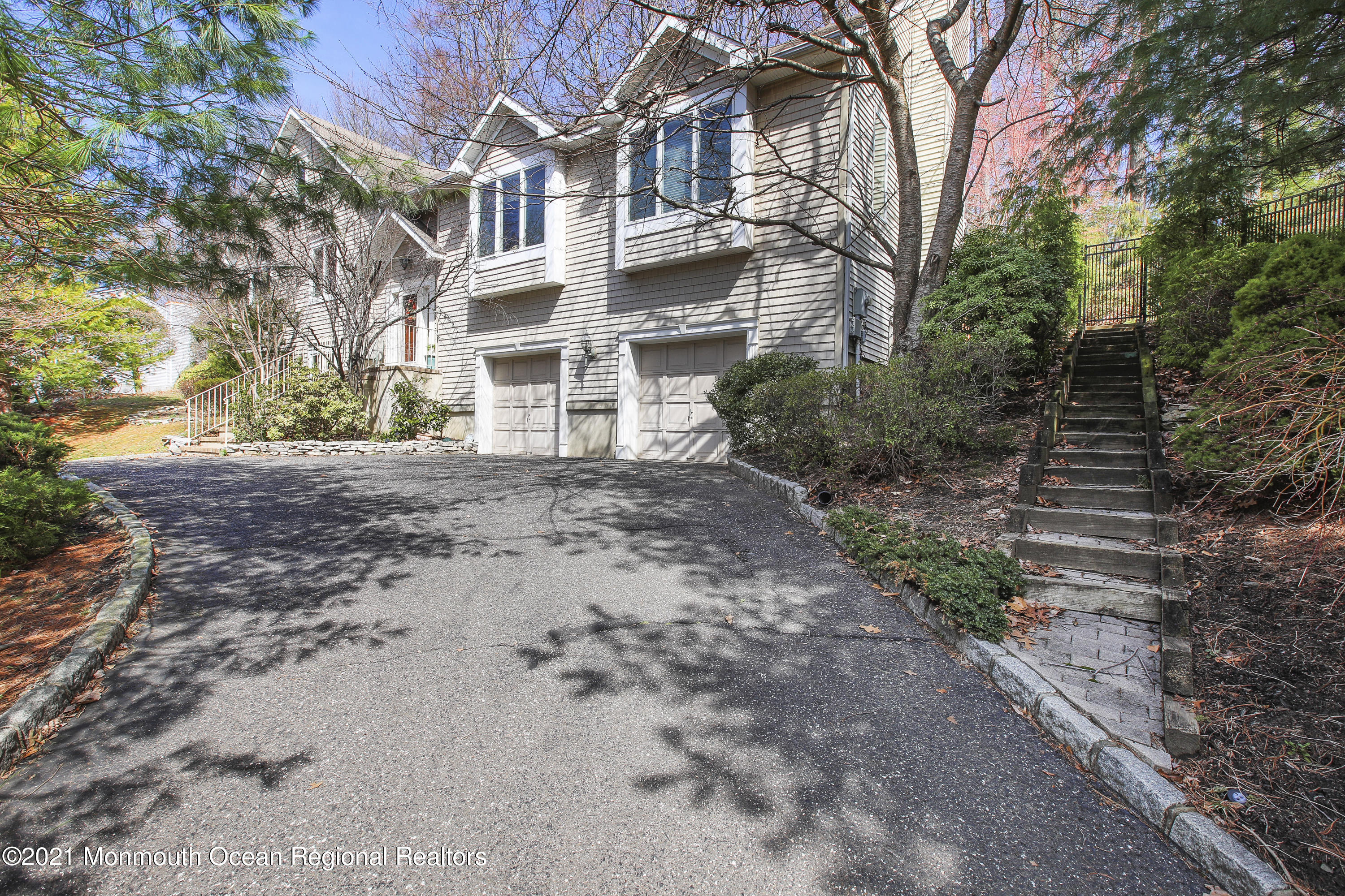 159 Van Brackle Road Aberdeen, NJ 07747 - Photo 5 of 46 5W5A0949