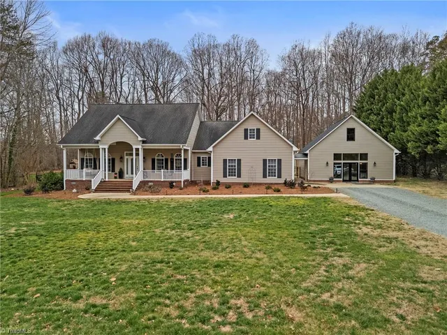 $750,000 | 2524 Bellemont-Alamance Road, Burlington, NC 27215