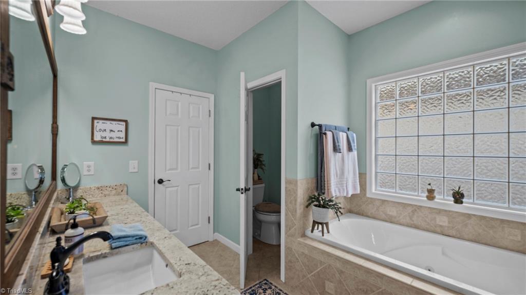 2524 Bellemont-Alamance Road Burlington, NC 27215 - Photo 19 of 41