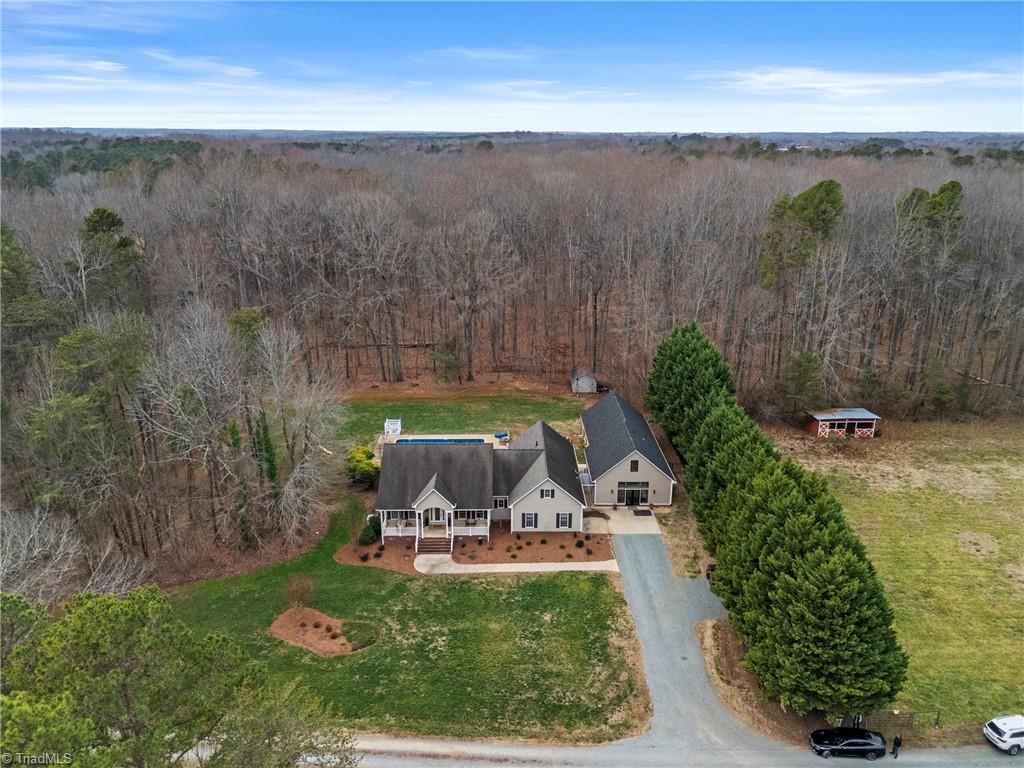 2524 Bellemont-Alamance Road Burlington, NC 27215 - Photo 4 of 41