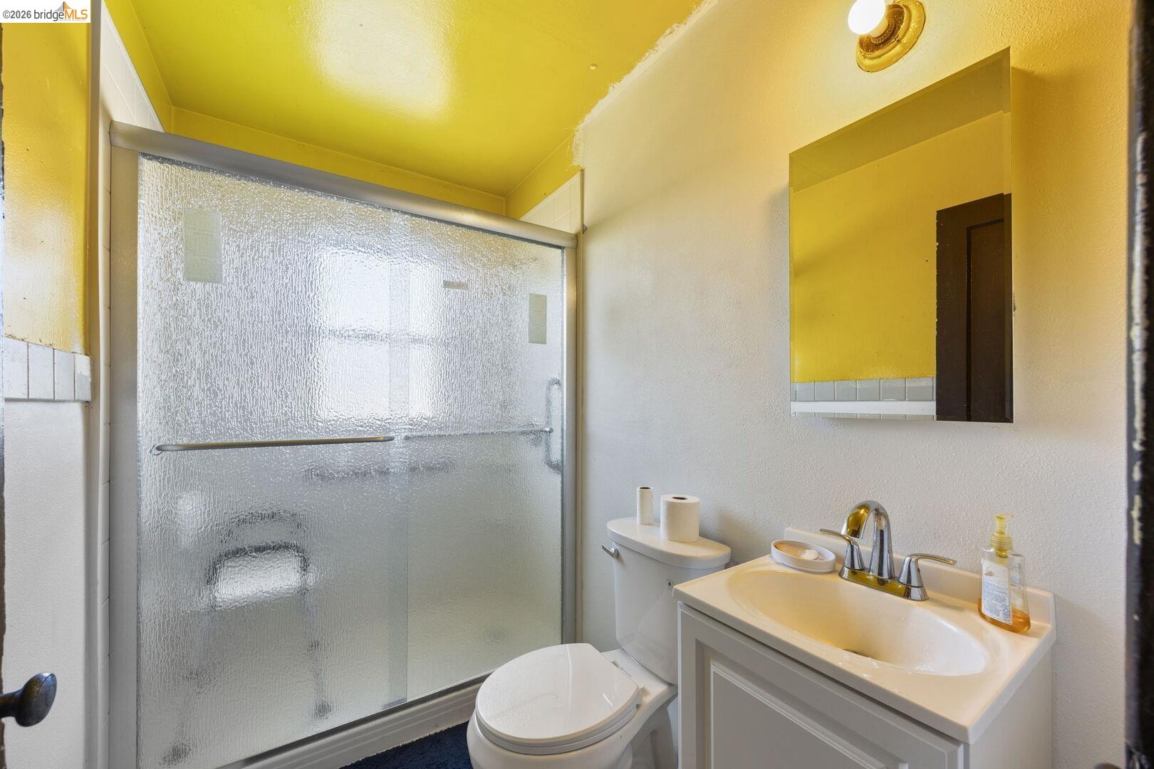 9527 Coral Road Oakland, CA 94603 - Photo 9 of 15