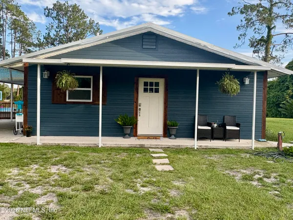 $260,000 | 106 Dottie Court, Interlachen, FL 32148