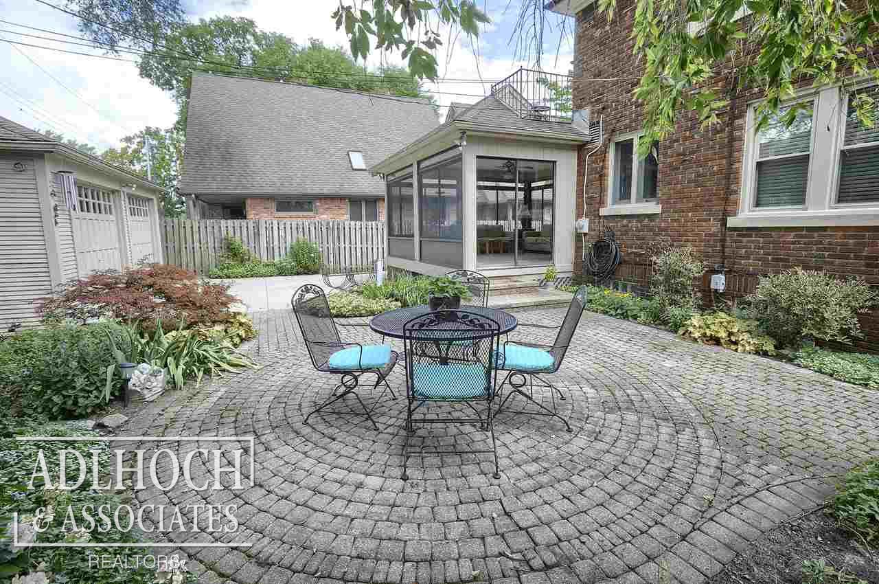 1383 Harvard Road Grosse Pointe, MI 48230 - Photo 24 of 28 50018845-25.JPG
