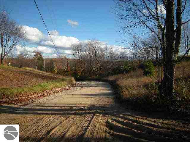 9458 Clay Road Traverse City, MI 49684 - Photo 3 of 21 1723351-2.JPG