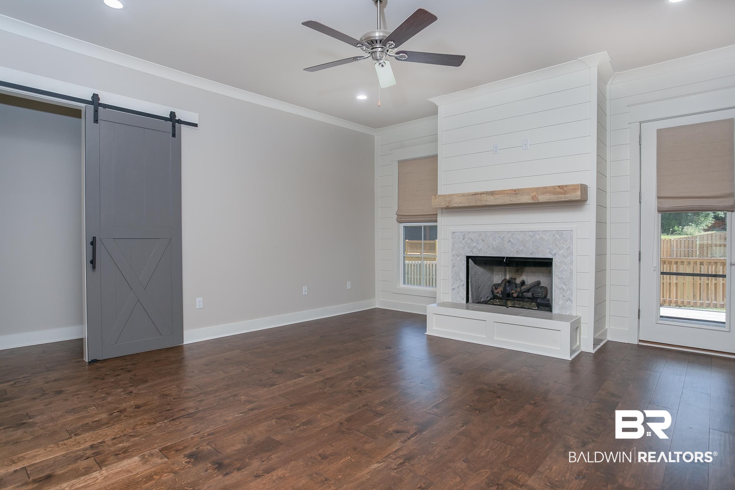 20269 Bunker Loop Fairhope, AL 36532 - Photo 7 of 48