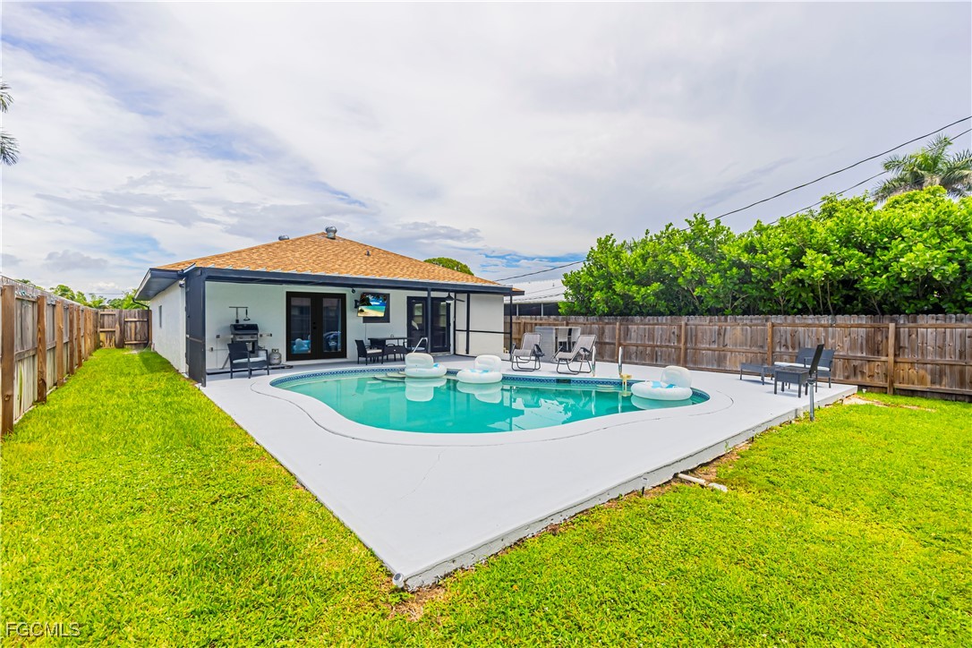 758 105th Avenue North Naples, FL 34108 - Photo 19 of 20