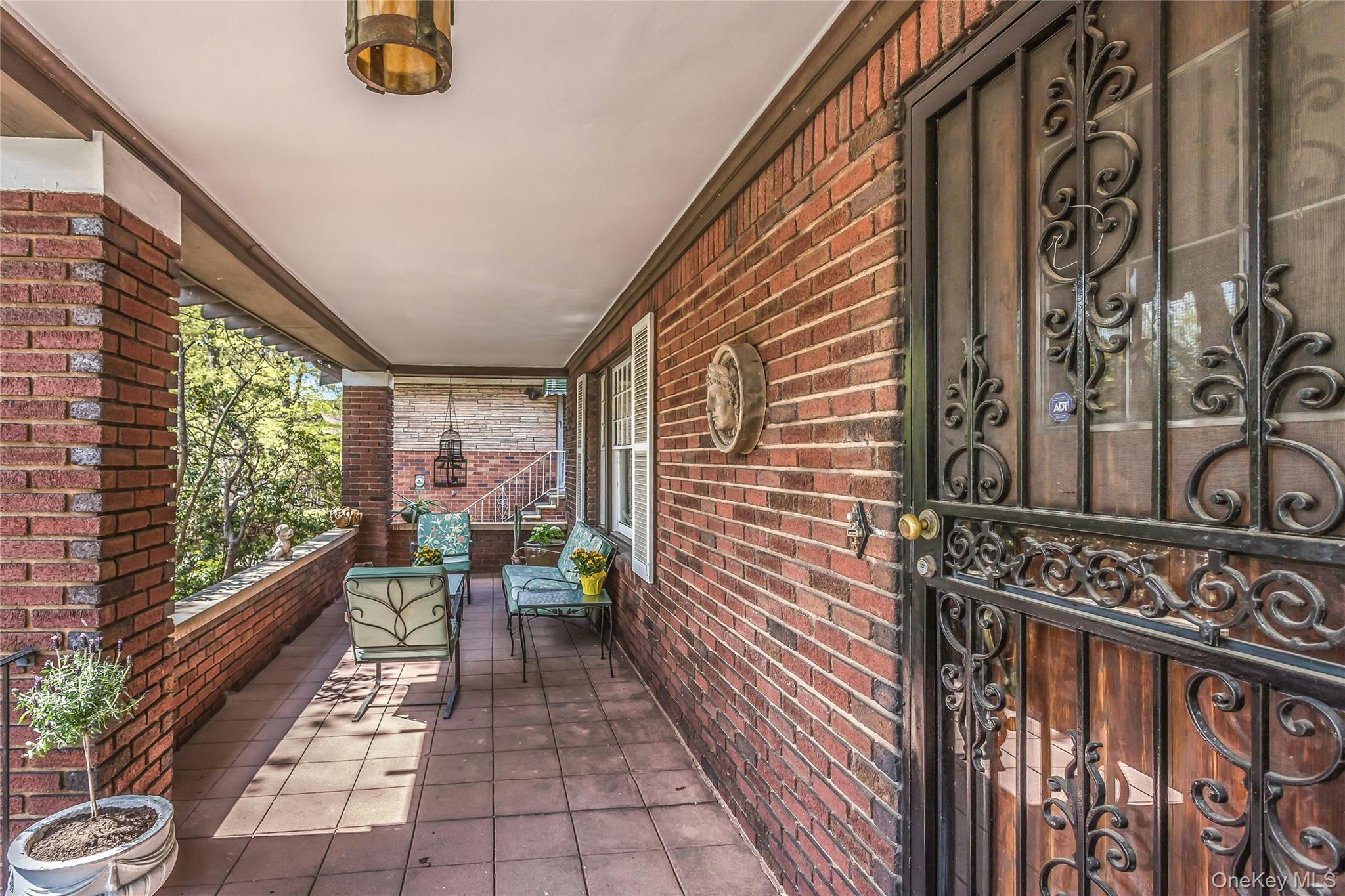 116 82nd Road Queens, NY 11415 - Photo 4 of 29