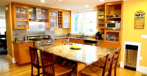 67 Allerton Road Milton, MA 02186 - Photo 3 of 30 Gallery Image 3