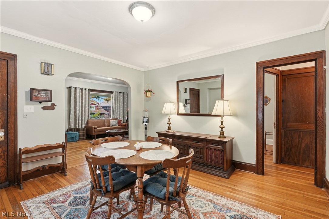 3579 Bosworth Road Cleveland, OH 44111 - Photo 11 of 39 Hardwood flooring extending throughout the space