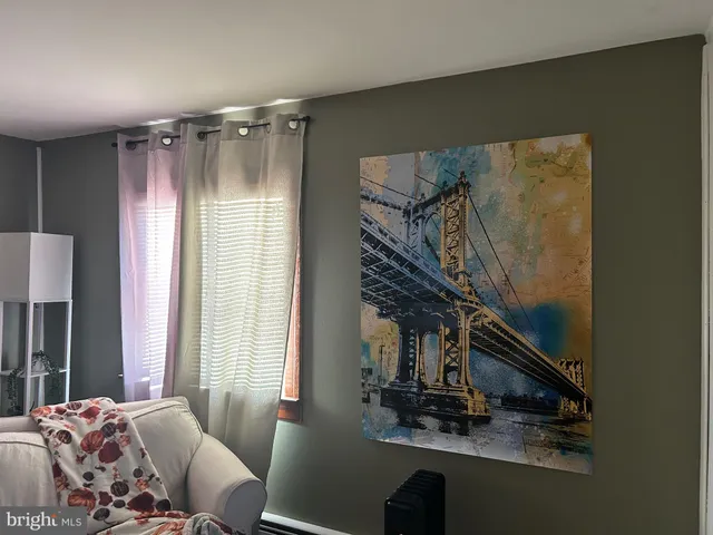 $1,000 | 221 Main Street, Tremont, PA 17981