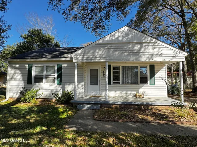 $116,400 | 203 Brooklyn Drive, Natchez, MS 39120