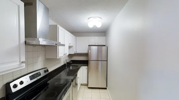 $3,550 | 14 Murdock Street, Unit 32, Somerville, MA 02145