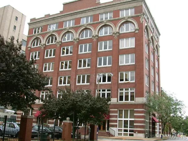 $3,100 | 1101 Lucas Avenue, Unit 200, St. Louis, MO 63101