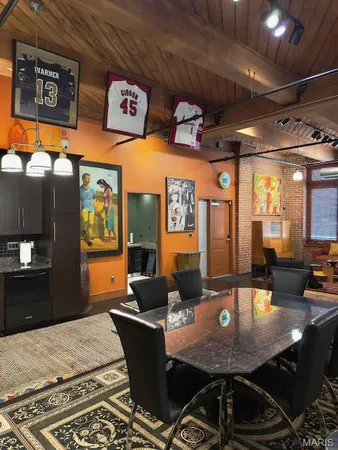 $3,100 | 1101 Lucas Avenue, Unit 200, St. Louis, MO 63101
