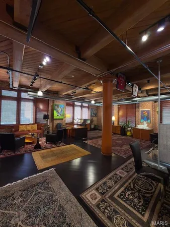 $3,100 | 1101 Lucas Avenue, Unit 200, St. Louis, MO 63101