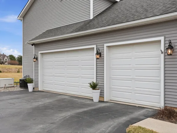 $698,000 | 7753 Fox Trace Road, Dexter, MI 48130