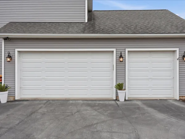 $698,000 | 7753 Fox Trace Road, Dexter, MI 48130