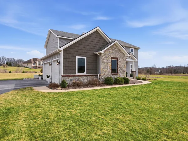 $698,000 | 7753 Fox Trace Road, Dexter, MI 48130