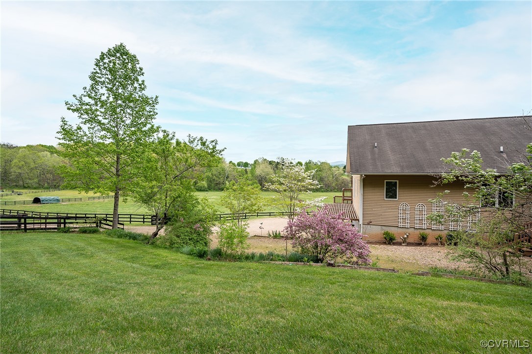 425 Greenfield Road Afton, VA 22920 - Photo 35 of 50 Backyard - 1 acre of grass surrounding the home