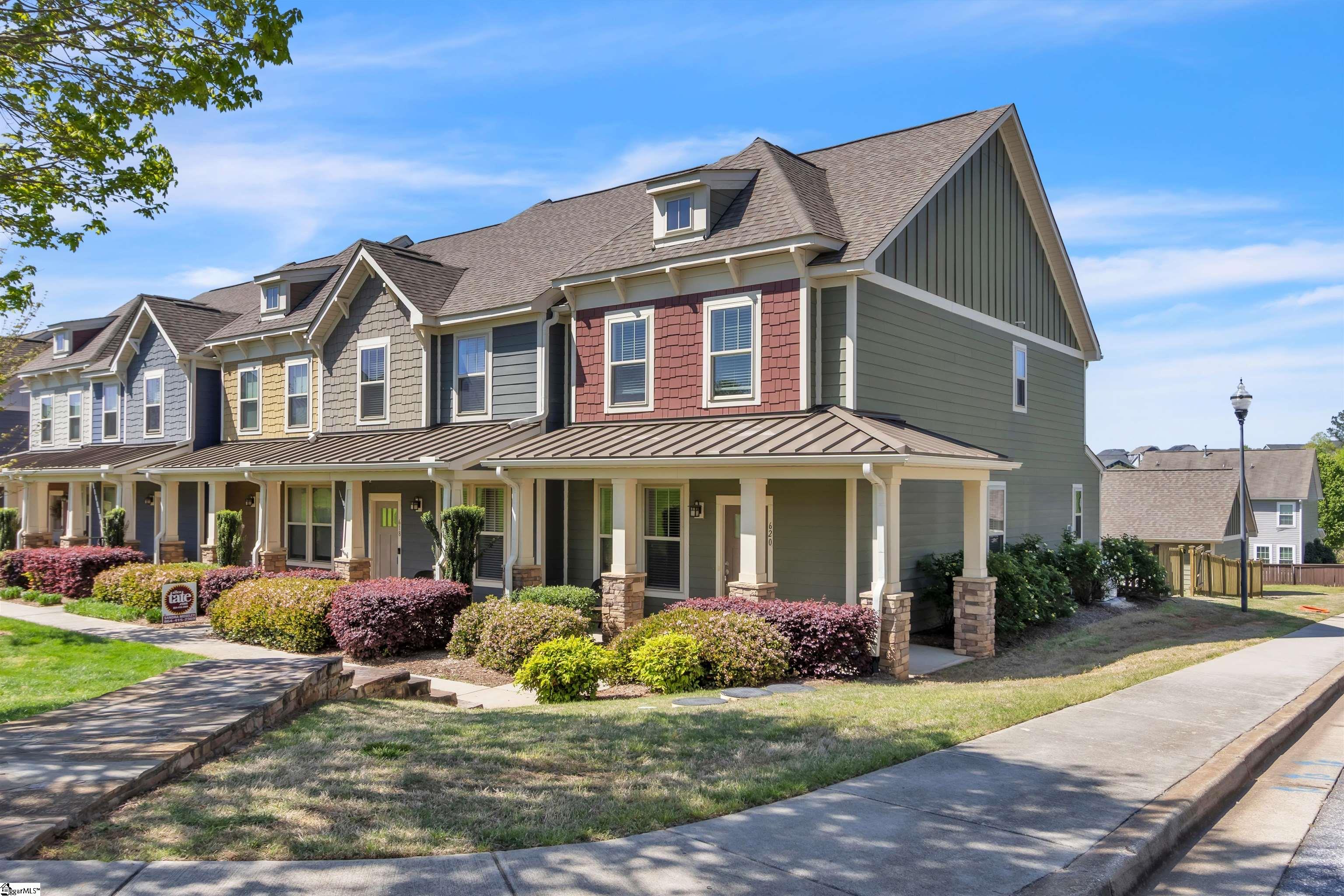 620 Springbank Alley Greer, SC 29651 - Photo 1 of 28 Gallery Image 1