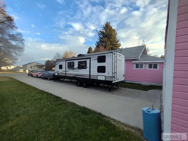 $239,900 | 49 North 2nd West, Aberdeen, ID 83210