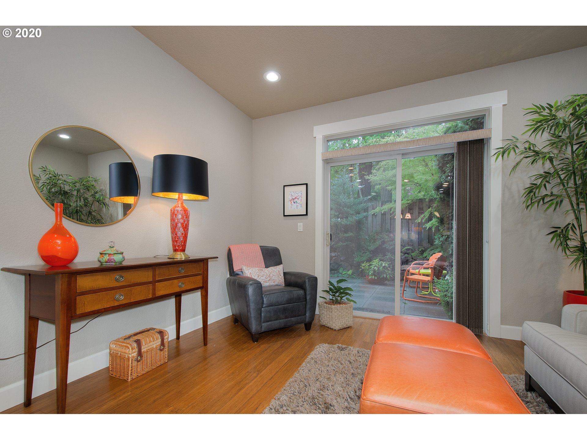 11819 Southwest 60th Avenue Portland, OR 97219 - Photo 14 of 32
