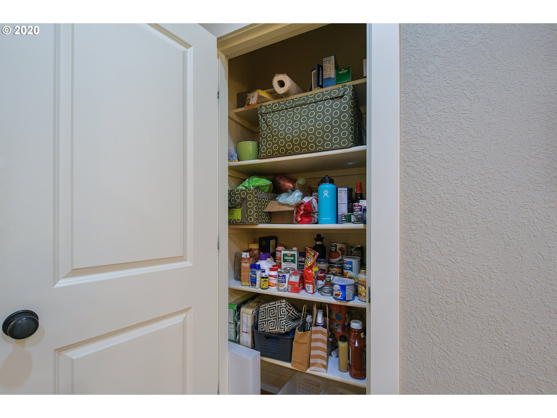 11819 Southwest 60th Avenue Portland, OR 97219 - Photo 16 of 32