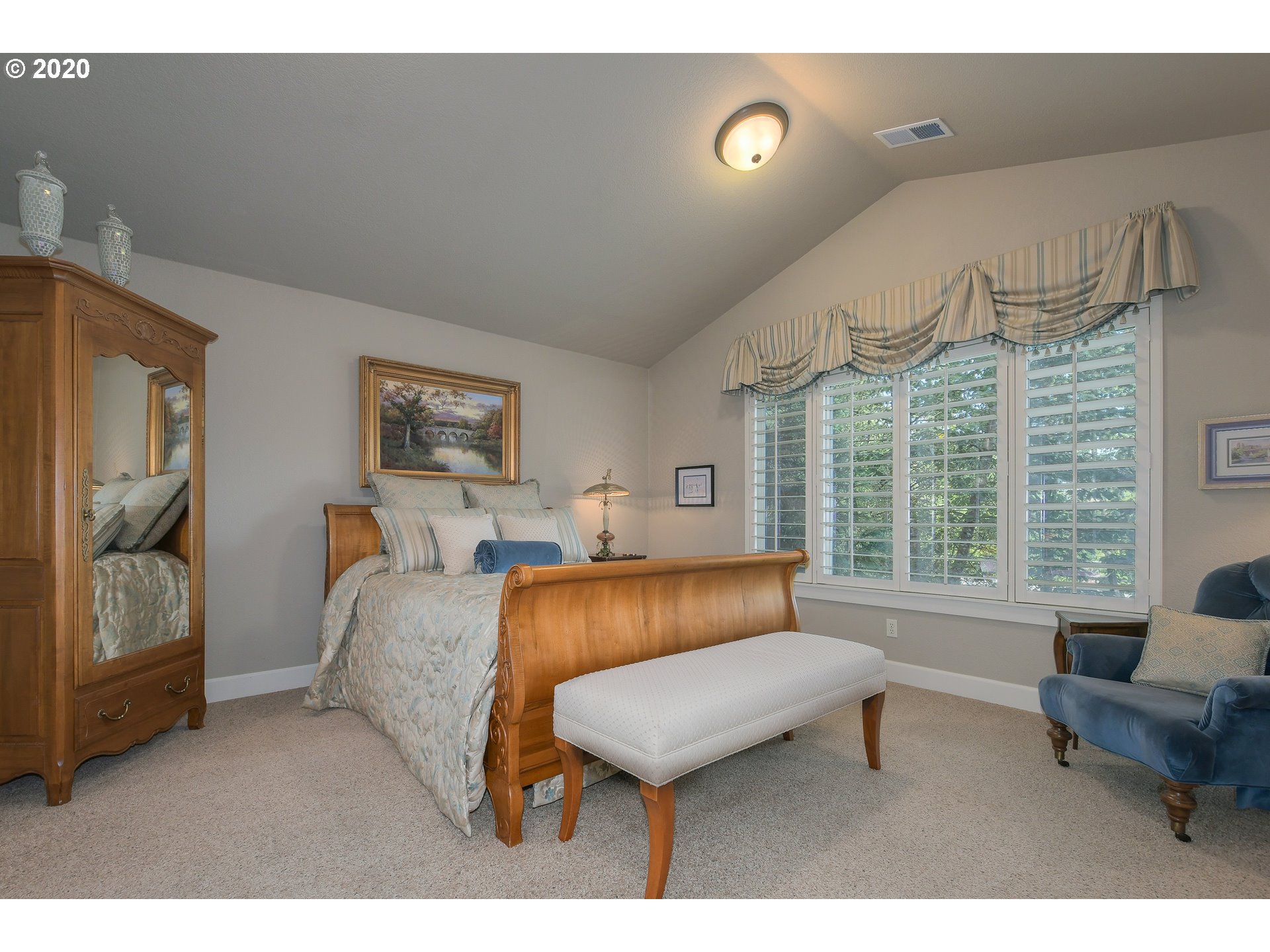 11819 Southwest 60th Avenue Portland, OR 97219 - Photo 17 of 32
