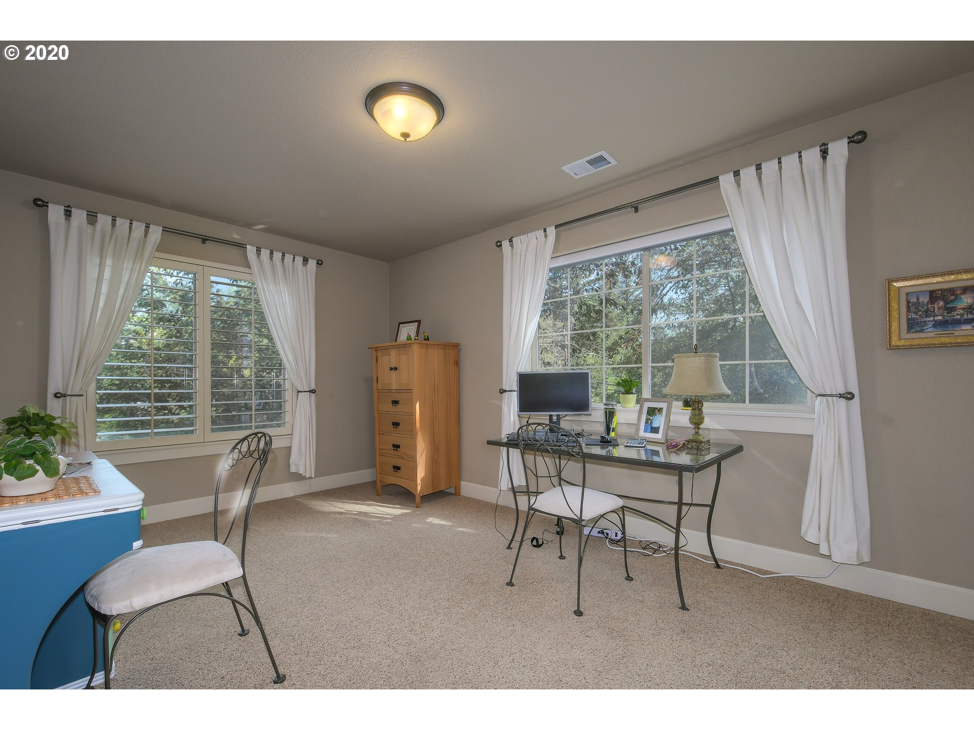 11819 Southwest 60th Avenue Portland, OR 97219 - Photo 21 of 32