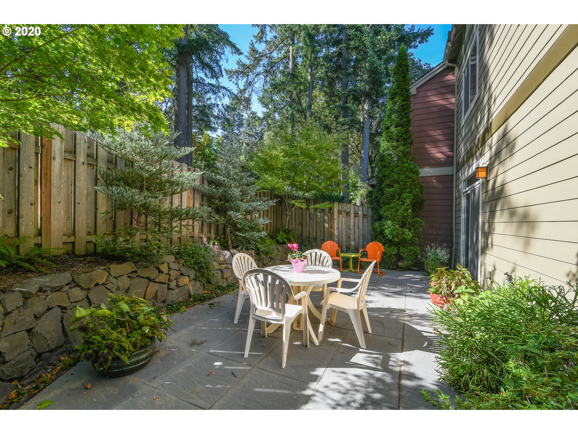 11819 Southwest 60th Avenue Portland, OR 97219 - Photo 28 of 32