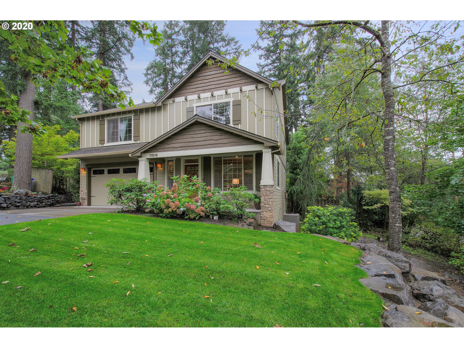 11819 Southwest 60th Avenue Portland, OR 97219 - Photo 29 of 32