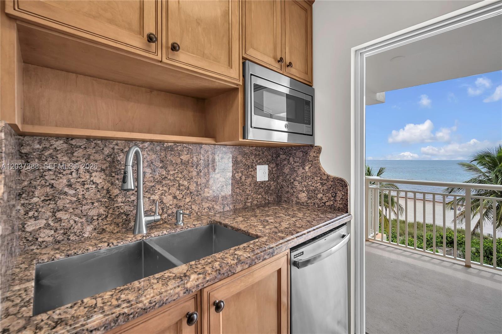 901 South Surf Road, Unit 506 Hollywood, FL 33019 - Photo 7 of 36