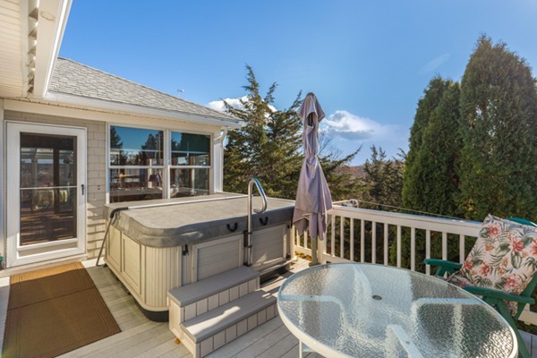 29 Waterman Road Gloucester, MA 01930 - Photo 23 of 25 Gallery Image 23