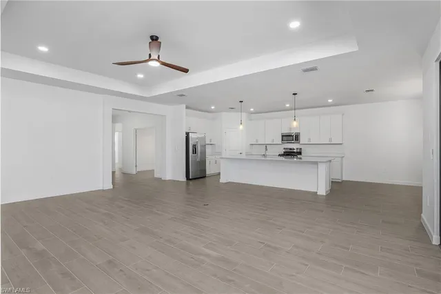 $739,900 | 21140 Verawood Loop, Estero, FL 33928