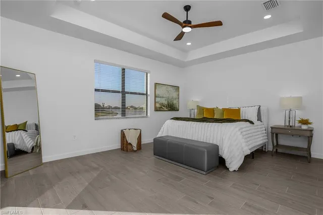 $739,900 | 21140 Verawood Loop, Estero, FL 33928