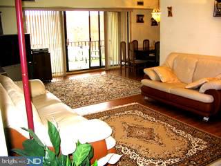 8940 Krewstown Road, Unit 204 Philadelphia, PA 19115 - Photo 1 of 6