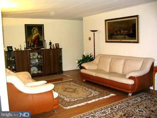 8940 Krewstown Road, Unit 204 Philadelphia, PA 19115 - Photo 2 of 6