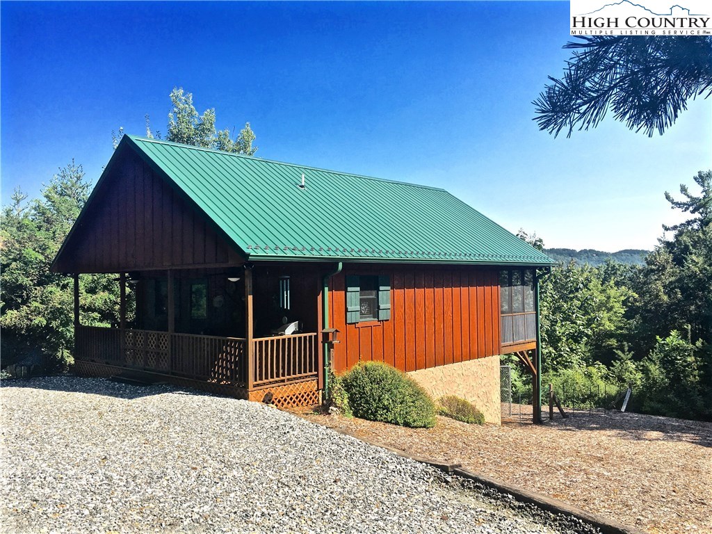 448 Woodpecker Road Purlear, NC 28665 - Photo 1 of 47