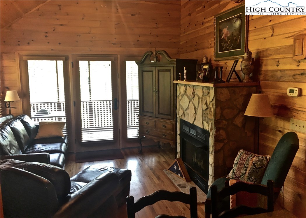 448 Woodpecker Road Purlear, NC 28665 - Photo 11 of 47