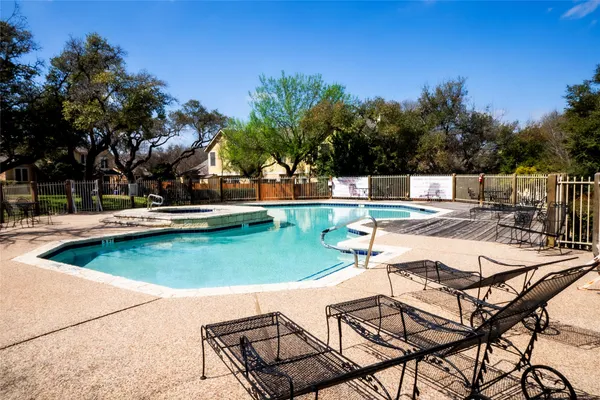 $1,500 | 11901 Swearingen Drive, Unit 18D, Austin, TX 78758