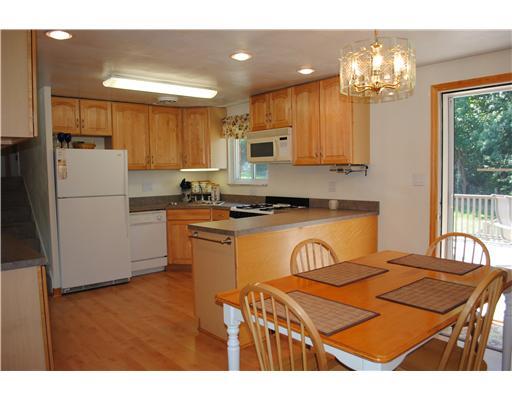 602 Chinaberry Road Monroeville, PA 15146 - Photo 2 of 13 Kitchen.