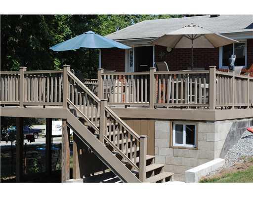 602 Chinaberry Road Monroeville, PA 15146 - Photo 11 of 13 Patio/Deck.