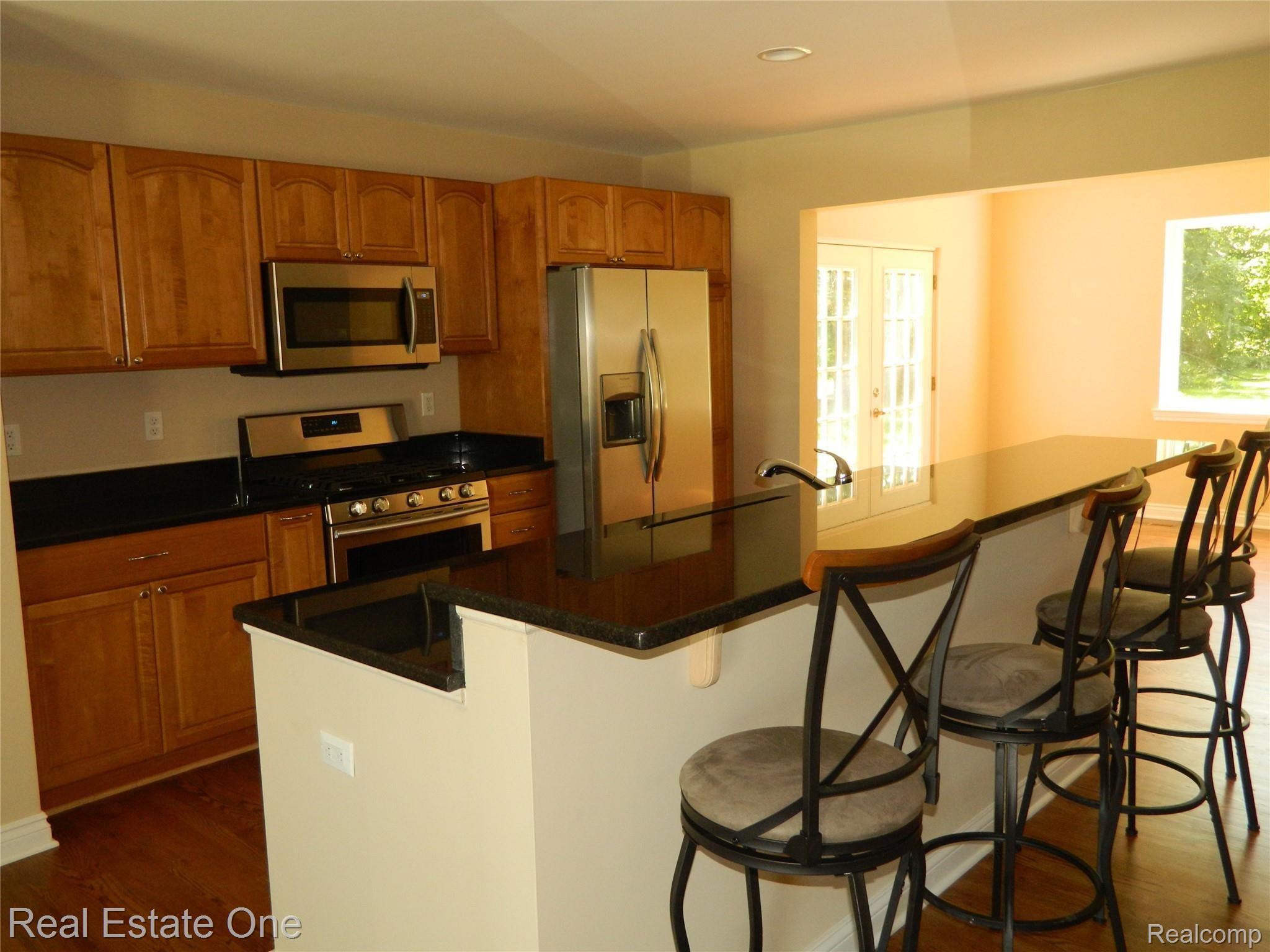 5621 Livernois Road Troy, MI 48098 - Photo 11 of 15 Livernois GA 007.JPG