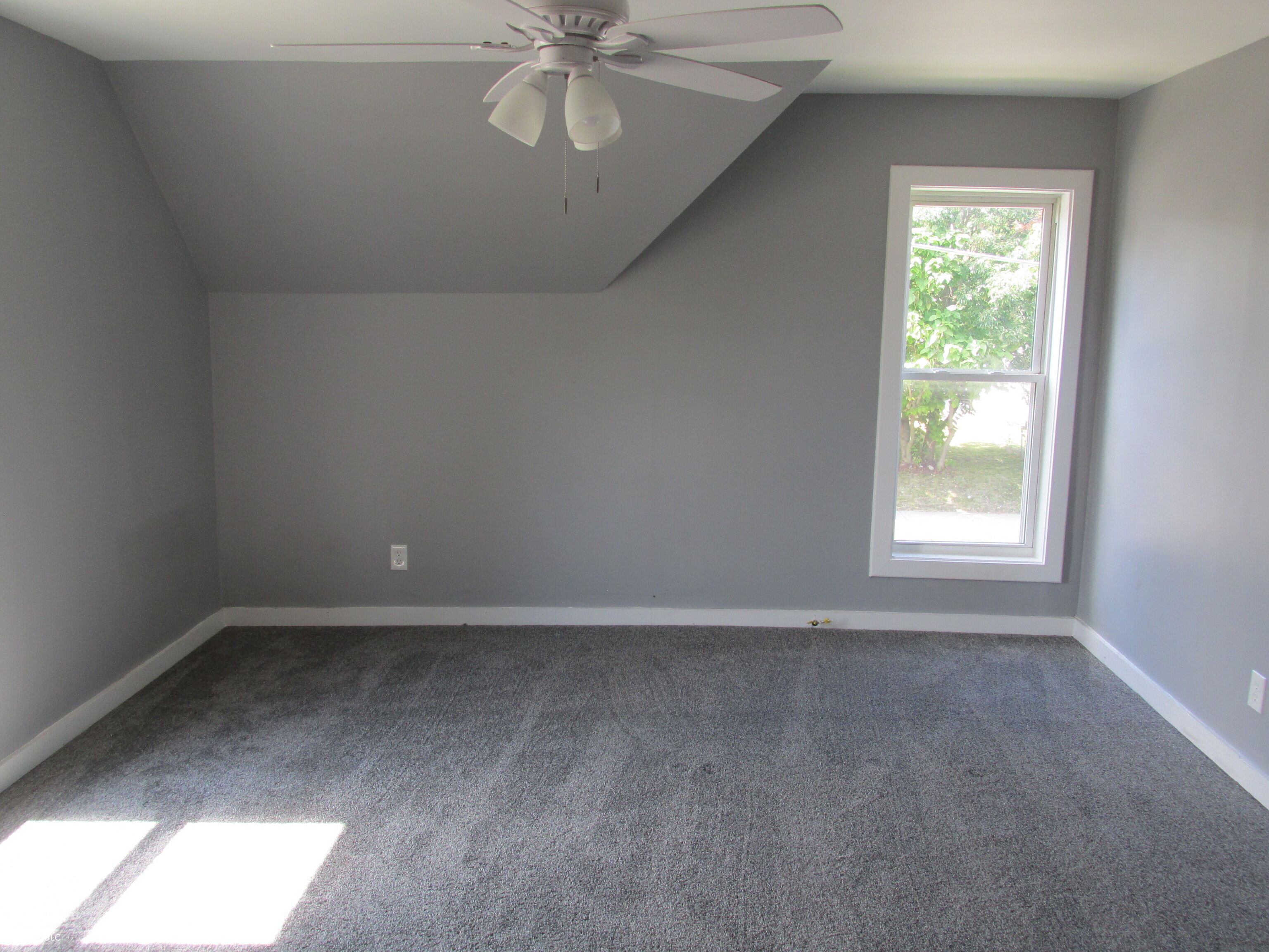 529 South State Street Greenfield, IN 46140 - Photo 5 of 11