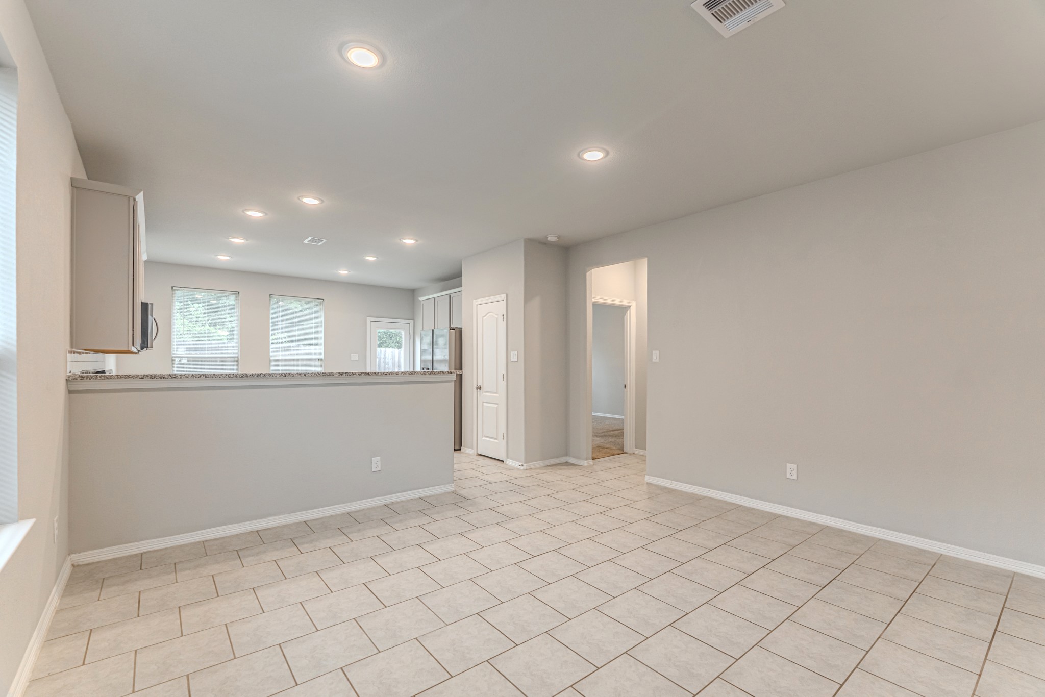 25706 Boxwood Hedge Lane Tomball, TX 77375 - Photo 11 of 44 a view of an empty room