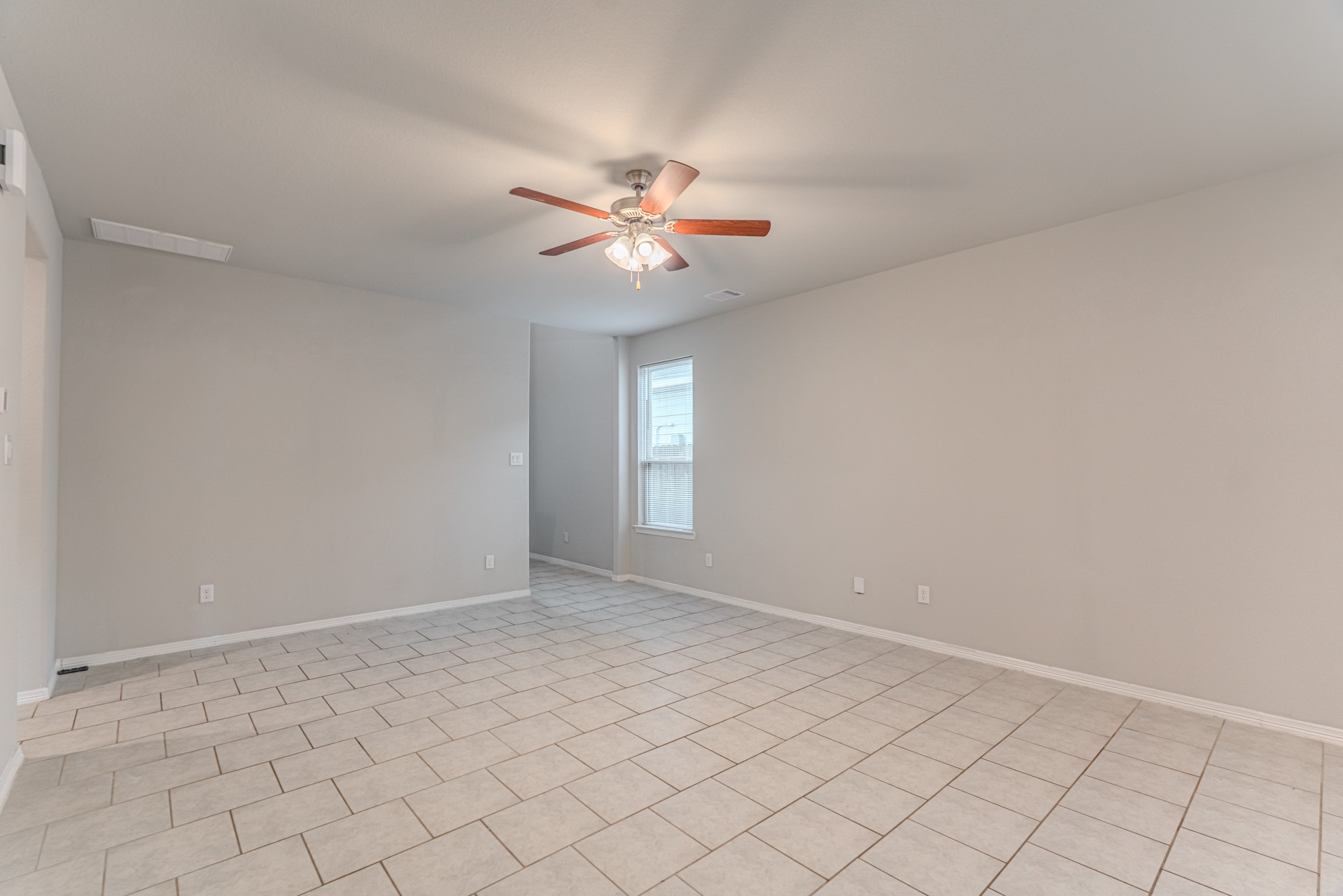 25706 Boxwood Hedge Lane Tomball, TX 77375 - Photo 9 of 44 a view of an empty room