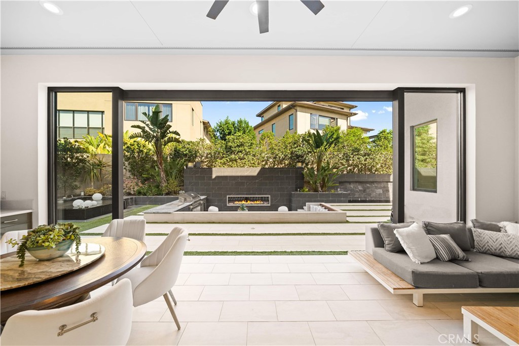 83 Lunar Irvine, CA 92618 - Photo 25 of 75