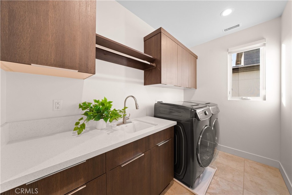 83 Lunar Irvine, CA 92618 - Photo 52 of 75